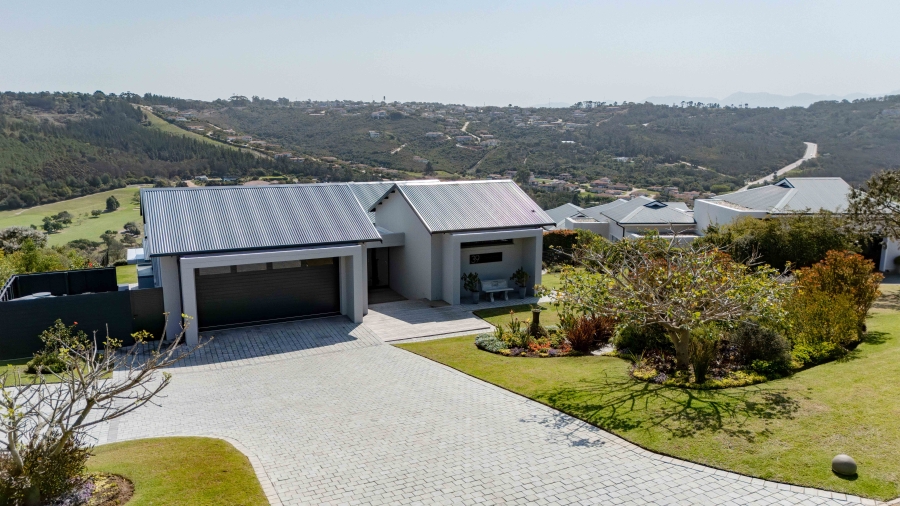 4 Bedroom Property for Sale in Brackenridge Western Cape